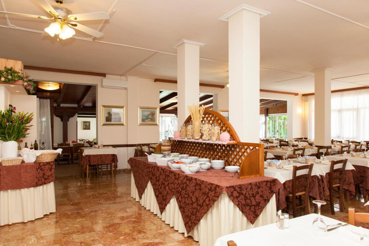 Hotel Arborea Lido di Jesolo Esterno foto