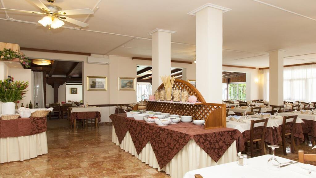 Hotel Arborea Lido di Jesolo Esterno foto